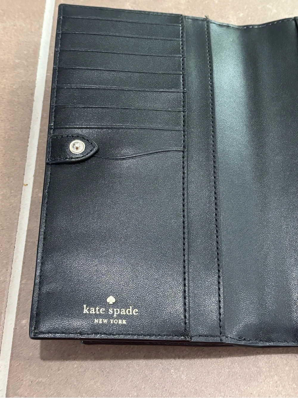 Kate Spade Black Pebbled Leather Wristlet Wallet Clutch